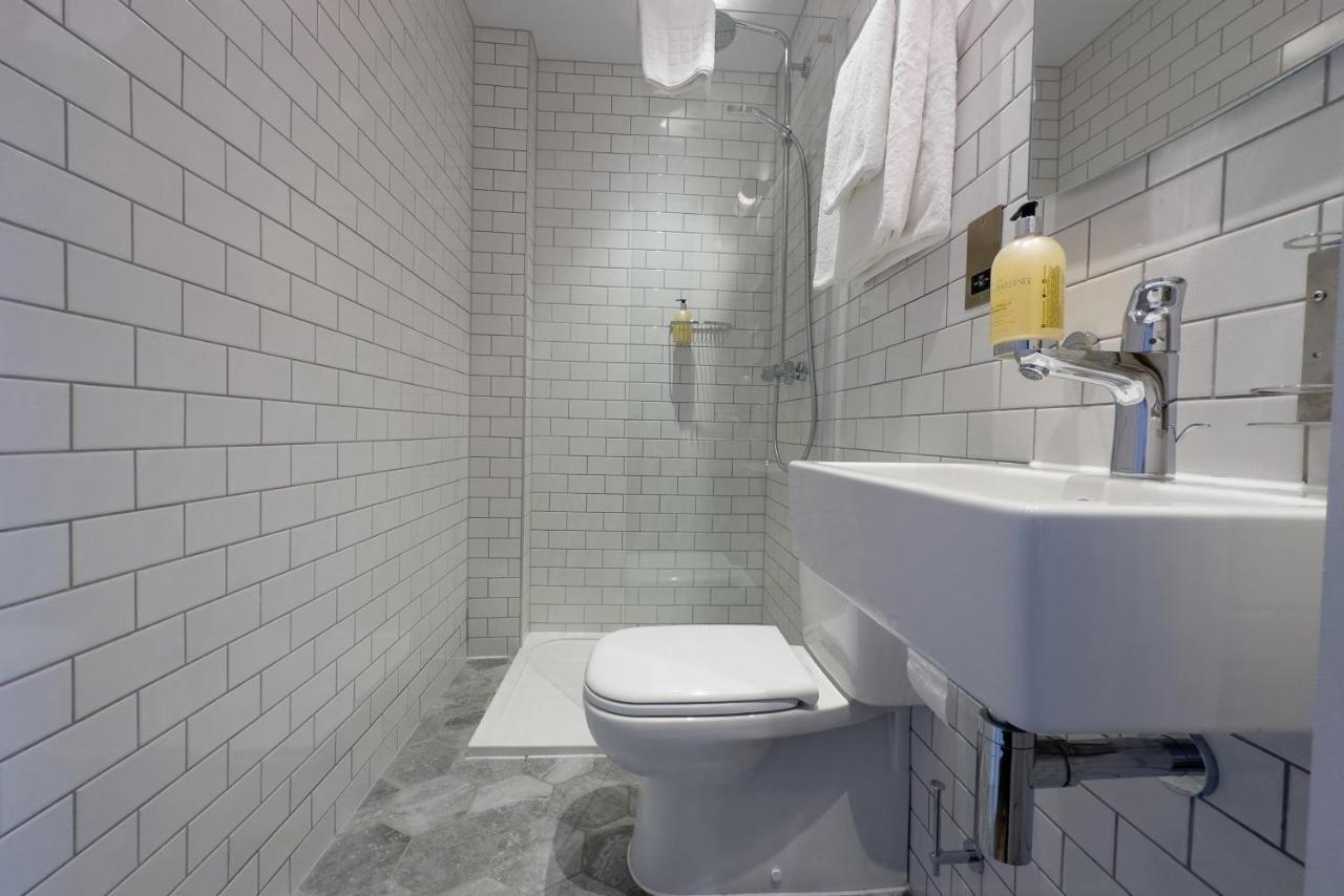 The Knight Of Nottinghill Hotel ลอนดอน ภายนอก รูปภาพ
